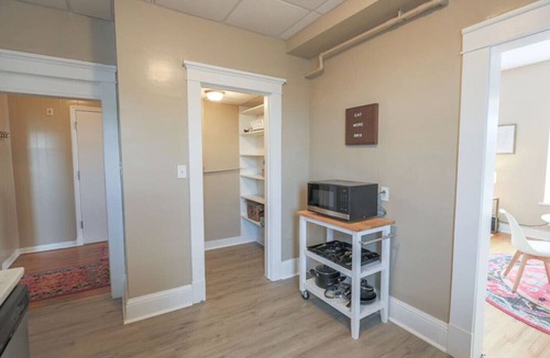 Martinsburg Apartment | The Sweet Suite- 2 bedroom apartment