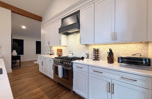 Intervale House | The Timberline | Mountain Luxury + Hot Tub