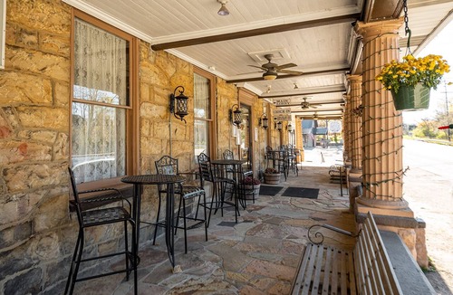 Farmington Hotel | The Titlow | Historic Victorian Inn Room