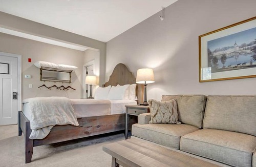 Wilmington Hotel | The Vermont House