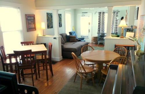 Old North Columbus House | The Wayfaring Buckeye Hostel