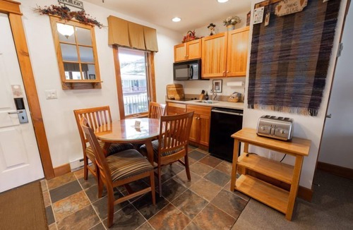 Windham Hotel | The Winwood Condominiums