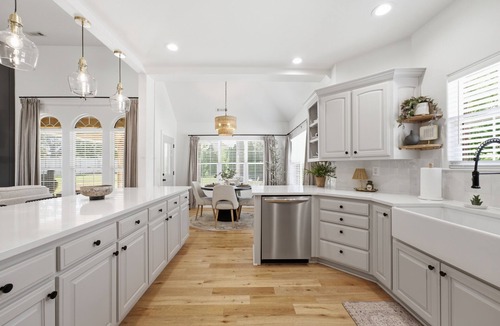 Rogers House | The Worthington/<2.0 mi from AMP/Shopping/Trails
