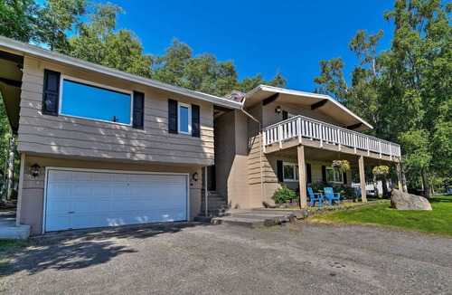 Old Seward - Oceanview House | Theater Room + Fire Pit: Anchorage Family Retreat