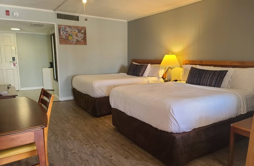 Lochmere Hotel | Tilton Lodge Inn and Suites