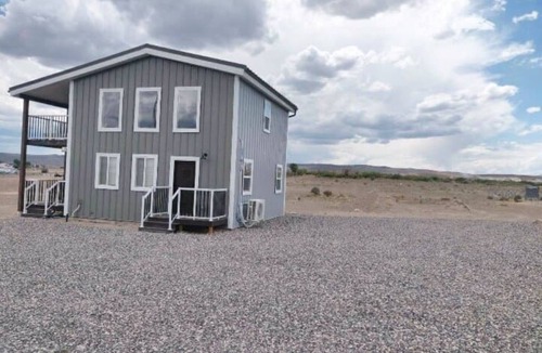 Loa House | Tin Cabin near Escalante Staircase & Capitol Reef