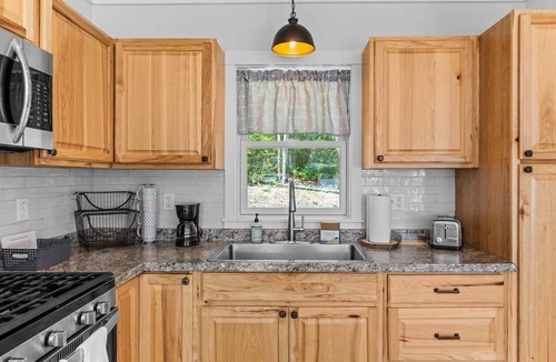 Blue Hill House | Toddy View - NEW! Waterfront Home on Toddy Pond