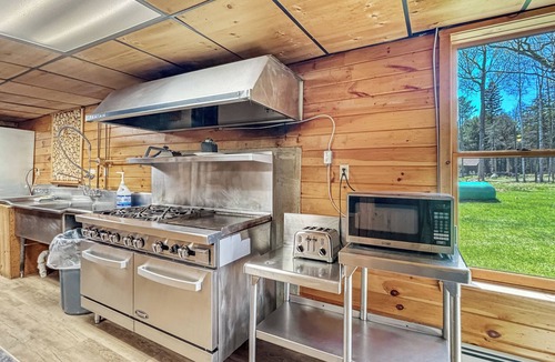 Northwest Piscataquis Cabin | Tomhegan Lodge (Tomhegan Direct Lake Access)