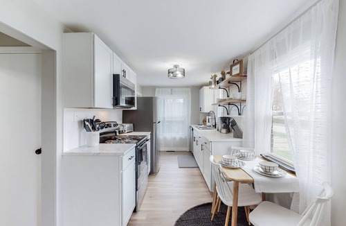 Canton House | Touchdown Bungalow: Charming HOF Village Home