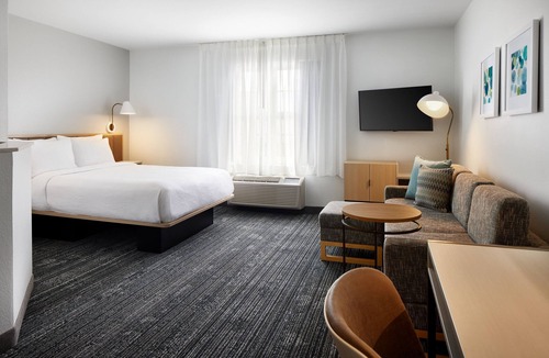 Sterling Hotel | TownePlace Suites Marriott Dulles Airport (Newly Renovated)