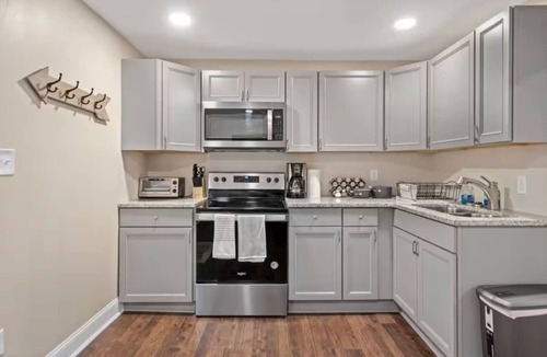 Bowling Green House | Townhouse near WKU & Mammoth Cave