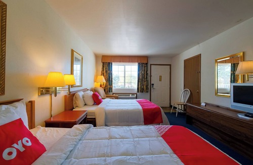 Eureka Springs Hotel | Tranquil Budget Escape Near Great Passion Play & Historic District