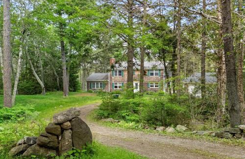 Boothbay House | Tranquil private riverfront home w/tidal dock & large yard