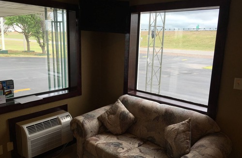Weatherford Hotel | Travel Inn