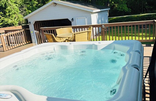 Akron House | Travel Professionals Towpath Cottage w HOTTUB Pet-Friendly Canal Fenced Yard!