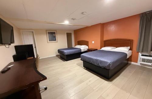 Albion Hotel | Travelers Motor Lodge