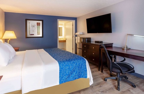 Charles Town Hotel | Travelodge By Wyndham Charles Town/Harpers Ferry