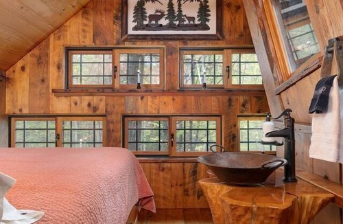 Mount Sunapee Cabin | Tree House Rental Ideal for a Unique Getaway near Lake Sunapee in New Hampshire