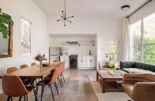 San Anselmo House | Treehouse studio, secluded & chic hiker’s paradise