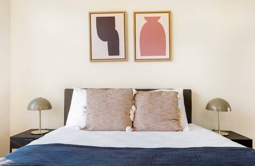 South Brookline Apartment | Trendy Chestnut Hill 1BR w/ W/D & Gym, nr Hancock Village, by Blueground