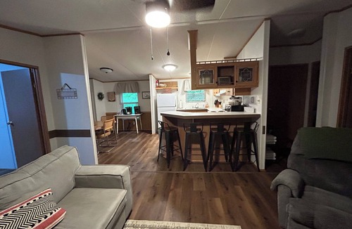 Rockwood House | Triple Creek Hideaway is located so close to hiking trails and ski resorts!