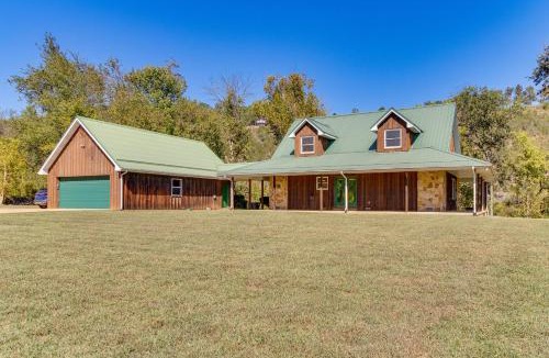 Lone Rock House | 'TroutFest' Riverfront Norfork Home, Great Fishing