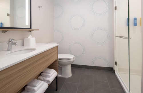 Columbia Hotel | Tru By Hilton Columbia South