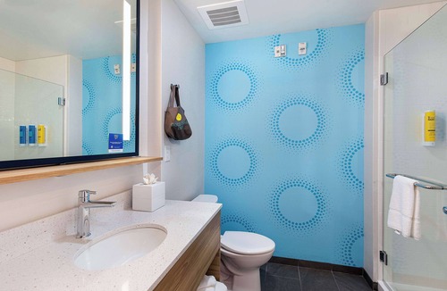 Lexington Hotel | Tru by Hilton Lexington, VA