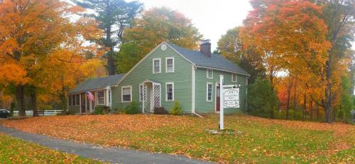 Granby Bed & Breakfast | Truman Gillet House B & B