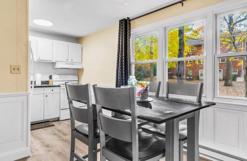Central Manchester Apartment | TruStay in Central CT
