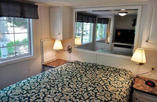 South Hampton Other | Tuxbury Pond Camping Resort Cottage
