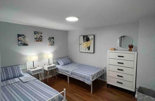 Bristol Apartment | Two Bedroom Apartment on Forestville Bristol