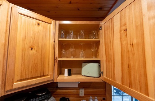 Bethlehem Cabin | Two Bedroom Log Cabin Lake View White Mountains