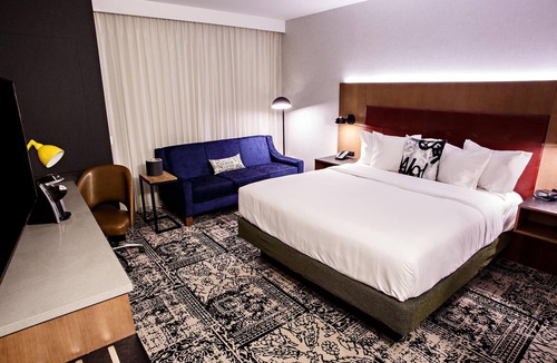 Lititz Hotel | Unique Design, King Bed-Free Wifi-Let Hotel Rock Lititz Deliver a VIP Experience
