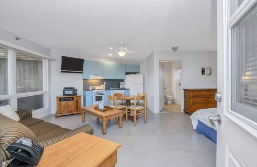 Napeague Apartment | Unit 1011: Studio | 1st Floor-Garden View | Starfish