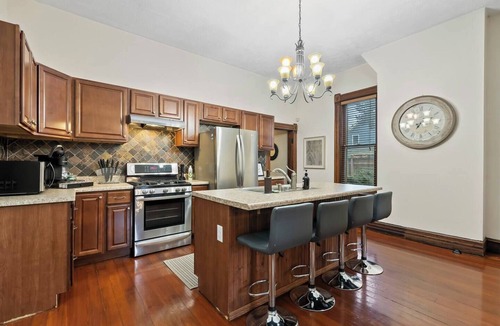 Victorian Village House | Unwind and relax in this idyllic Short North hangout.