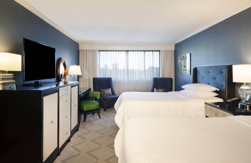 West End Hotel | Unwind in Style and Comfort! 3 Relaxing Units at Melrose Georgetown Hotel