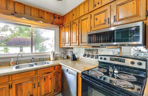 Damascus Cottage | Updated Damascus Cottage on Appalachian Trail!