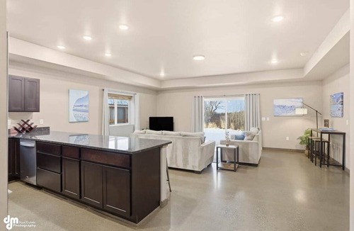 Gateway House | Upper Mesa Villa #11, Glacier Suites - Upper Mesa Villa #4