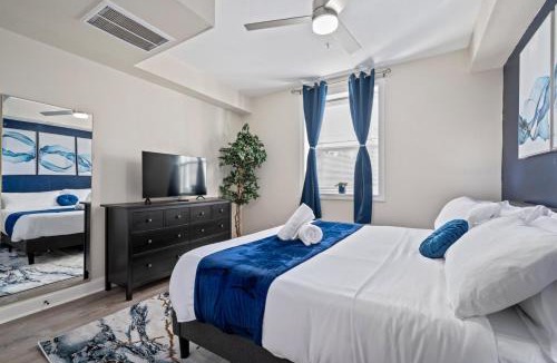 East Liberty Apartment | Upscale King Bed Suite with Full Workspace and Free Parking