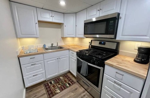 Intervale Apartment | Valley Vista - Views~Hiking~Wine