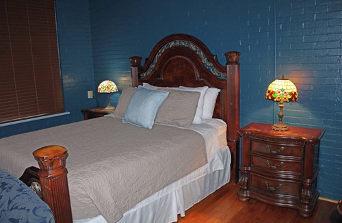 Manchester Hotel | Venice - Villagio Boutique Hotel ★WALK to STADIUM ★FREE PARKING