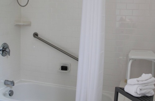 Manchester Hotel | Venice - Villagio Boutique Hotel ★WALK to STADIUM ★FREE PARKING