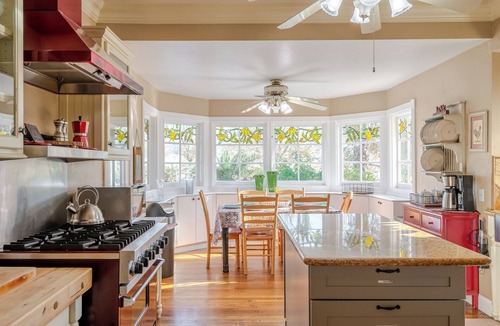 Paso Robles House | Victorian Estate, Two Houses, Sleeps 30! 11 Bedrooms, 7 Baths & Tennis court