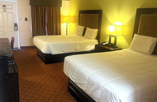Whitesboro Hotel | Victorian Inns By OYO Whitesboro U.S. Hwy 82