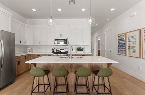 Bloomington House | Villa #26 at Bloomington Country Club: Golf, Pool, Restaurant