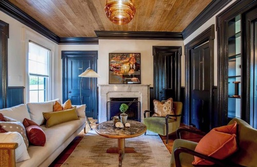Southold Bed & Breakfast | Vine + Sand-Southold, NY'S Newest B&B-Room 1-King Bed and Ensuite Bathroom With Soaking Tub