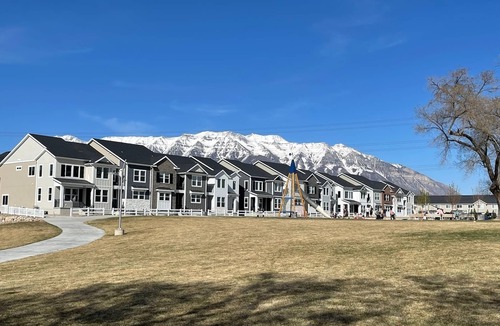Vineyard Condo | Vineyard UT - Lakeside condo, beautiful views and the perfect get away.