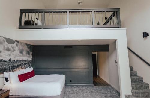 Solvang Hotel | Vinland Hotel and Lounge