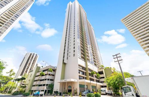 Waikiki Apartment | Waikīkī Cozy&Natural Ocean Mountain View hotel suite Free -parking